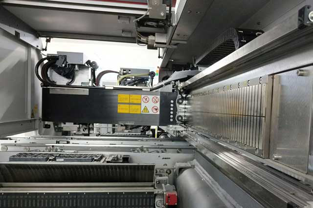 西門(mén)子貼片機(jī)TX 2i懸臂系統(tǒng)行程范圍和速度監(jiān)測(cè)